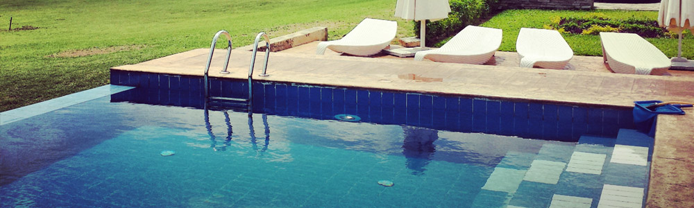 Swimming Poll